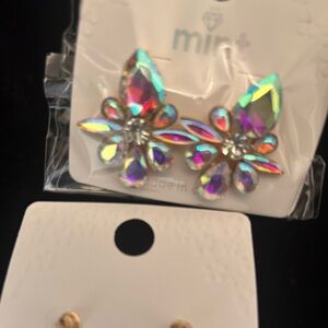 Stunning iridescent rhinestone pierced earrings